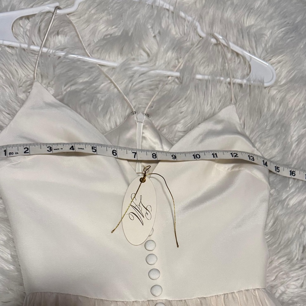 NWT- LEANNE‎ MARSHALL Elegant Ivory maxi Dress Size: 0 - Picture 16 of 16